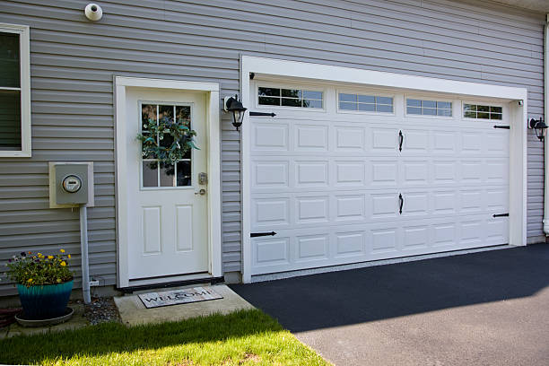 24/7 Emergency Garage Door Panel Replacement experts in Orleans, VT